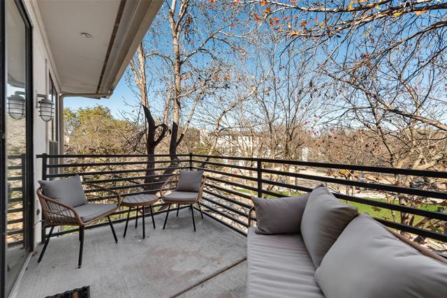 Building Photo - 4111 Gilbert Ave