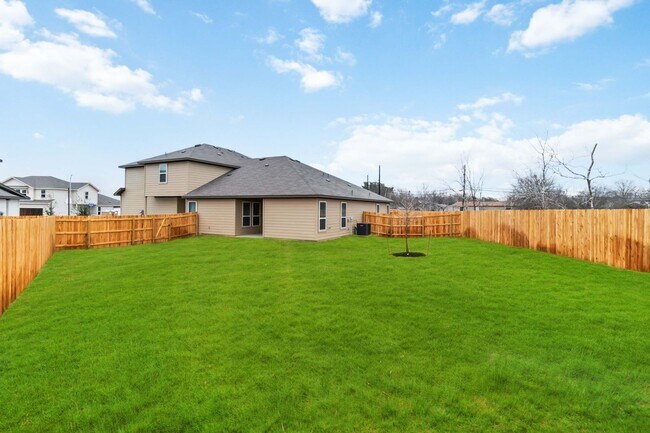 Building Photo - 2 Weeks Free! Brand New 4BR Home | Primary Suite Downstairs & Private Yard