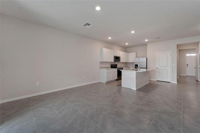Building Photo - 17637 Crescent Moon Lp