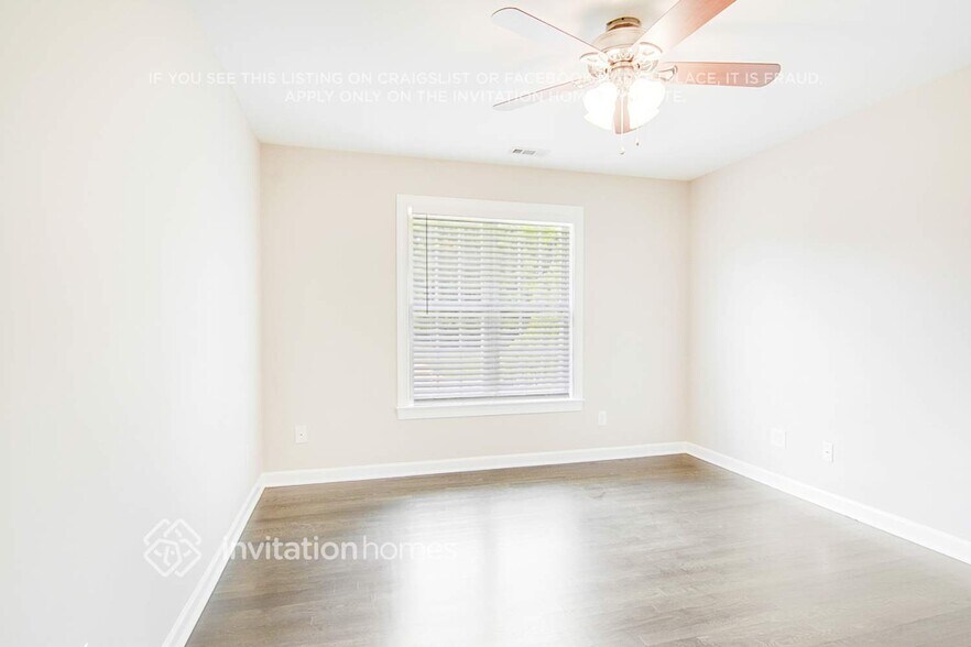 Building Photo - 6917 Oviedo Dr