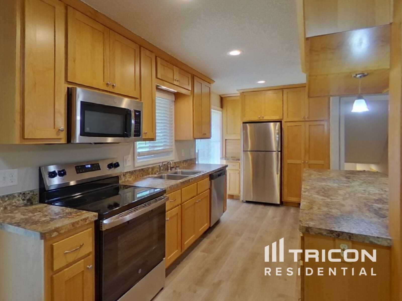 Building Photo - 3607 Robinwood Terrace