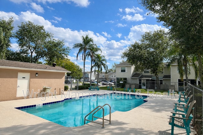 Building Photo - 7618 Colonial Ct