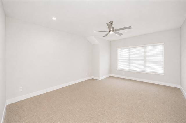 Building Photo - 7537 Reis Ln