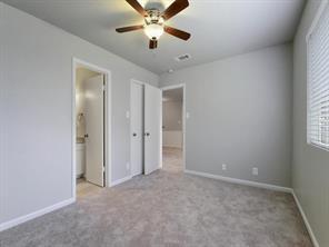 Building Photo - 9802 Hundred Oaks Cir