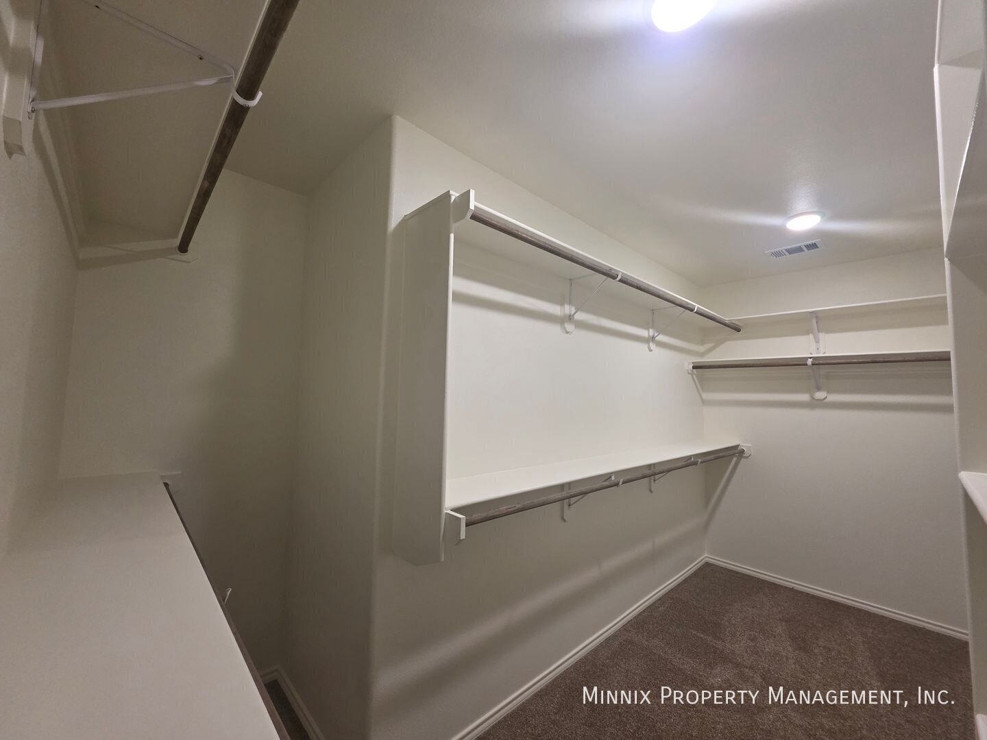 Building Photo - 1324 Hogback Wy