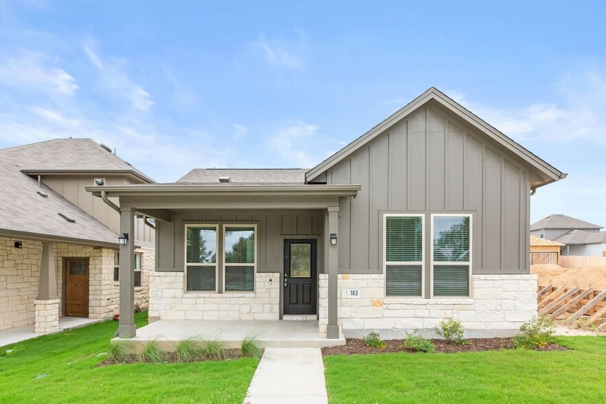 Building Photo - 183 Glocken Ln