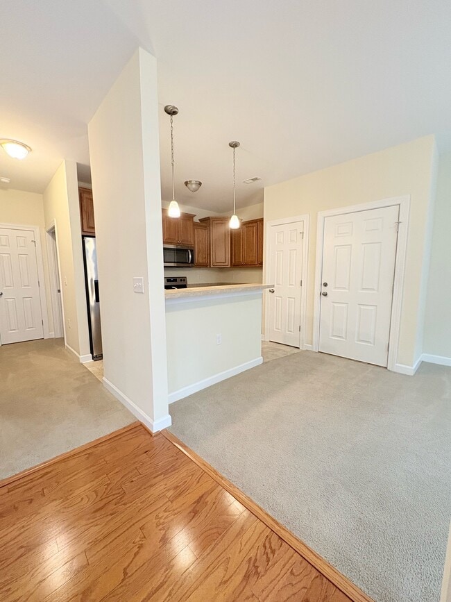 Building Photo - 62 Windgate Cir