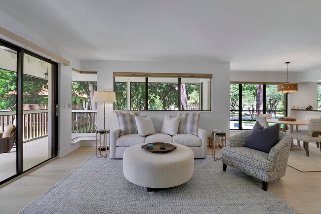 Building Photo - 606 Brackenwood Cove