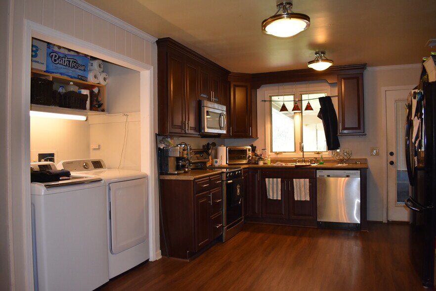 Building Photo - 663 Harpeth Bend Drive