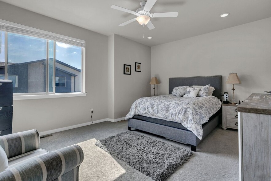 Building Photo - 5340 Freeboot Point