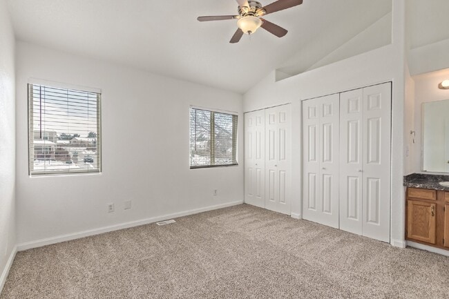 Building Photo - 1080 S Walden Way