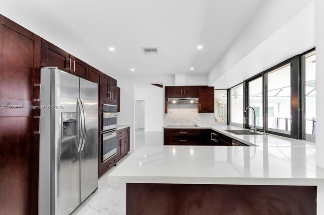 Building Photo - 7860 SW 180th St