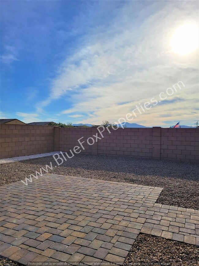 Building Photo - 4 Bedroom, 3 Bathroom New Build in Oro Valley