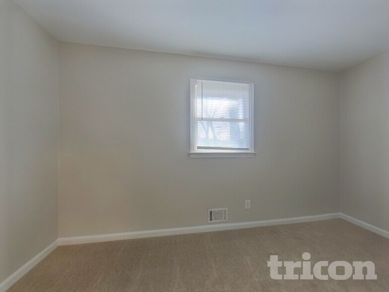 Building Photo - 4957 Horton Pl