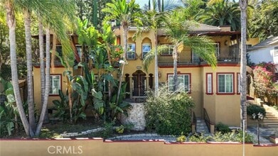 Building Photo - 2253 N Gower St