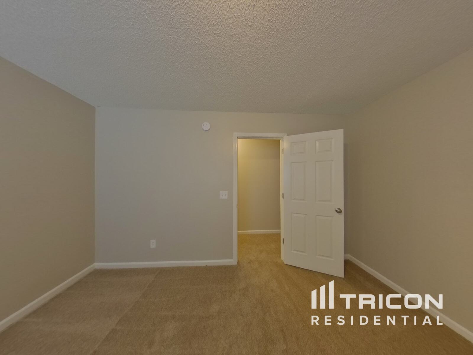 Building Photo - 541 Halleck Ln