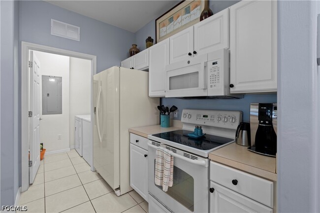 Building Photo - 11711 Pasetto Ln