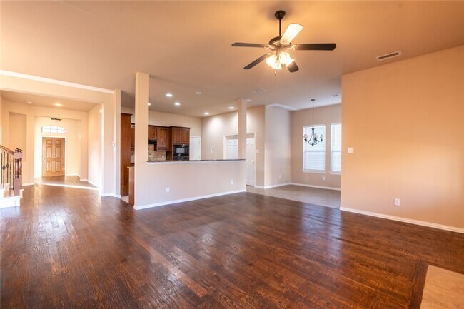 Building Photo - 2505 Vista Oaks Dr