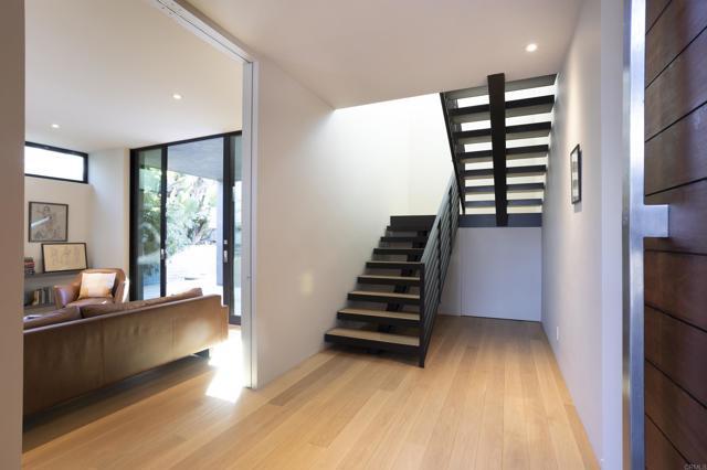 Building Photo - 2722 Camino Del Mar