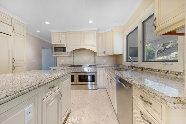 Building Photo - 17232 Quesan Pl