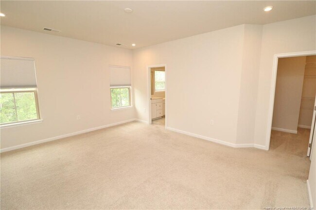 Building Photo - 1242 Channing Park Cir