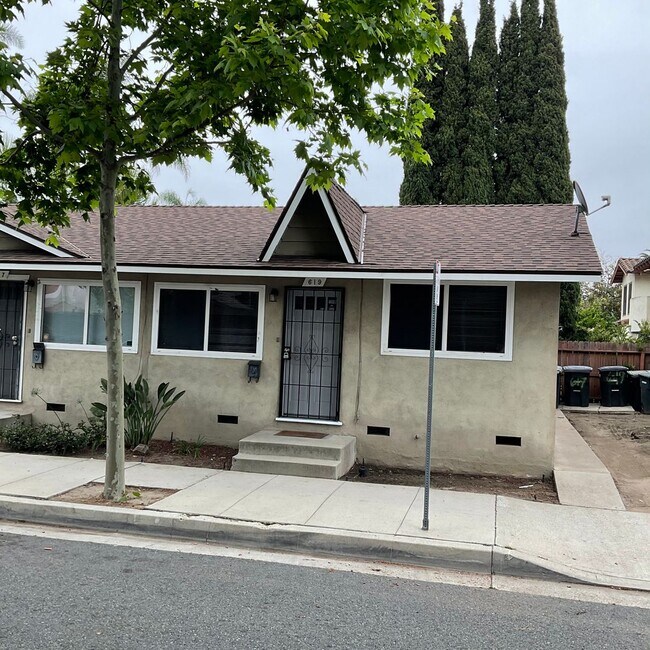 Building Photo - 619-619 S Glassell St