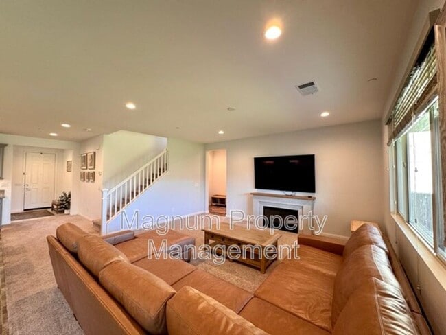 Building Photo - 34110 Big Sur Dr