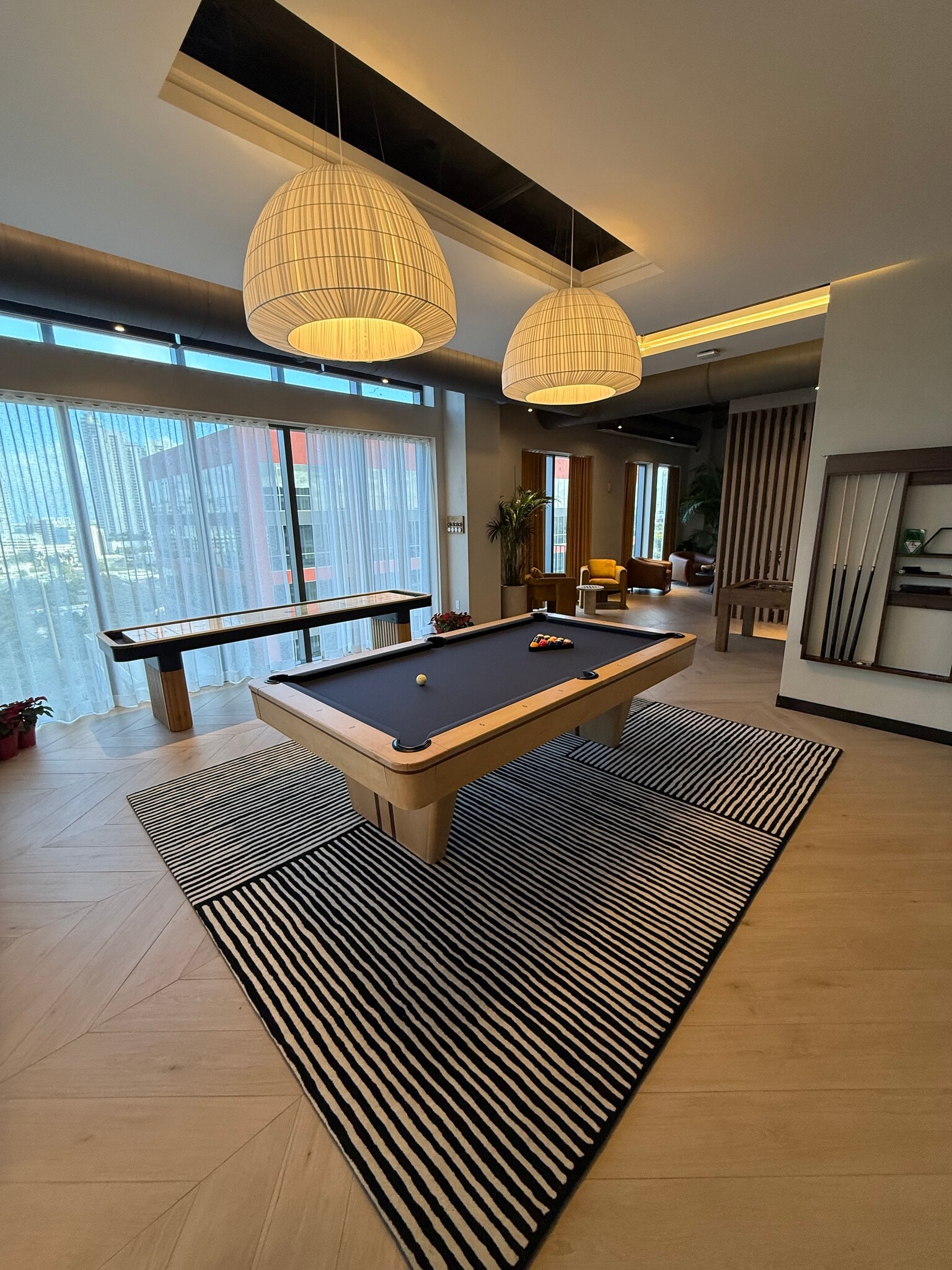 Building Photo - 1950 NW 1st Pl