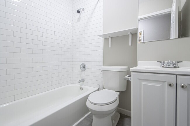 Building Photo - Charming 3-Bedroom Home on a Spacious Lot in Benton, AR – Perfect for Comfortable Living!