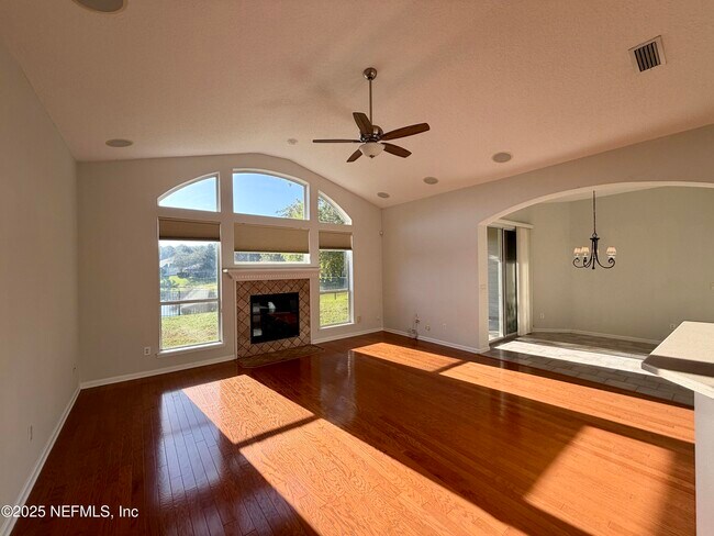 Building Photo - 1228 Loch Tanna Loop