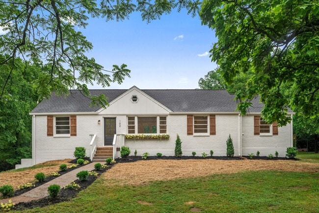 Building Photo - Beautifully Updated 4BR 2BA Home in Madison. Over 2,000 sq ft. $2,950 Rent.