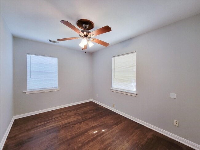 Building Photo - 12422 Mylla St