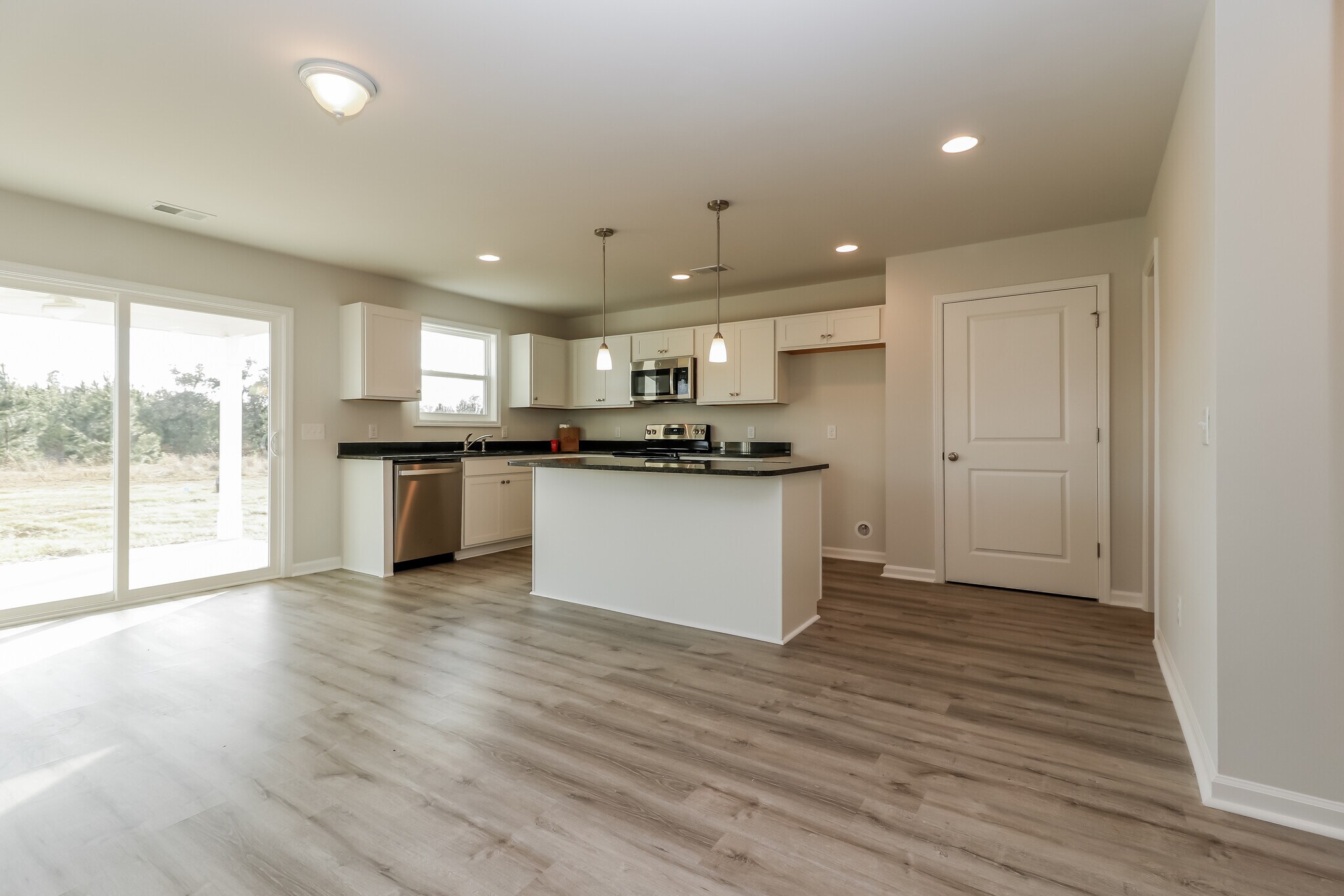 Building Photo - 427 Tondee Wy