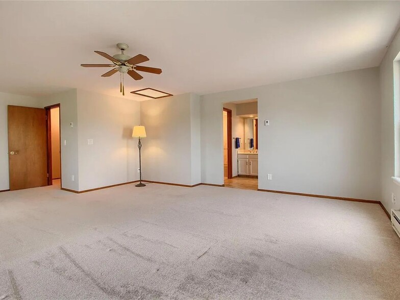 Building Photo - 4693 S Zenobia St