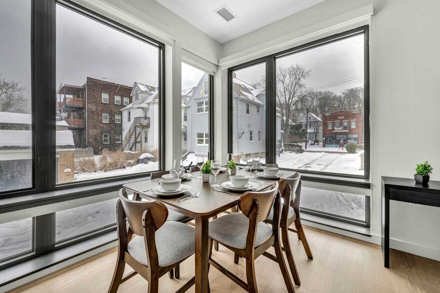 Building Photo - 2189 Cornell Rd