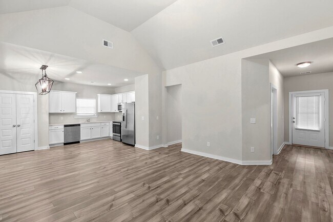 Building Photo - 275 Avalon Wy