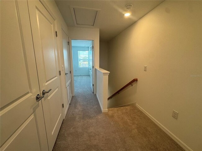 Building Photo - 8720 Daybreak St