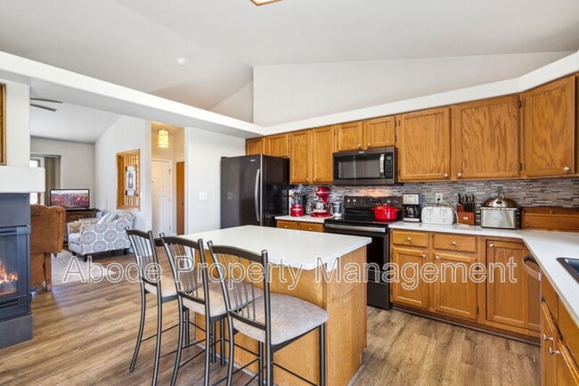 Building Photo - 1200 Patterson Ct