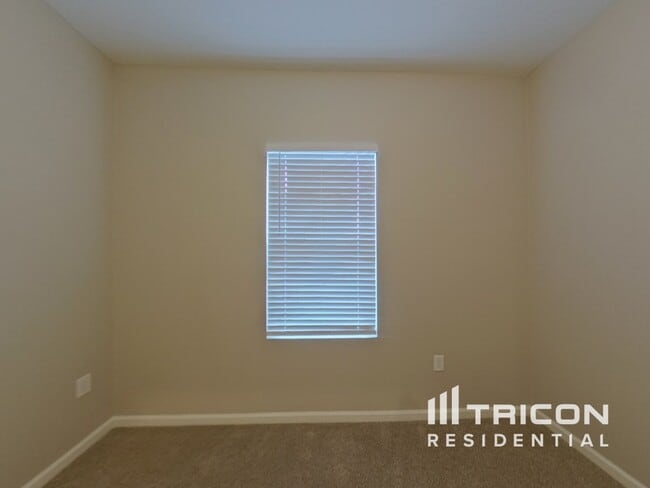 Building Photo - 15611 Merlin Ave