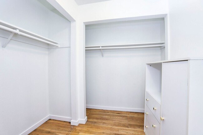 Building Photo - 4BR/3BA Tri-Level Home with Yard & 2-Car Garage | Foster City | YouTube Tour