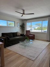 Building Photo - 906 Harbor Dr S