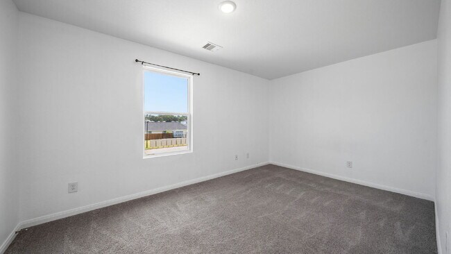 Building Photo - Welcome home to this charming 2-bedroom, 1-bath home in the growing Marie Village community of Co...