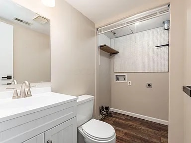 Building Photo - 2025 Burwell Dr