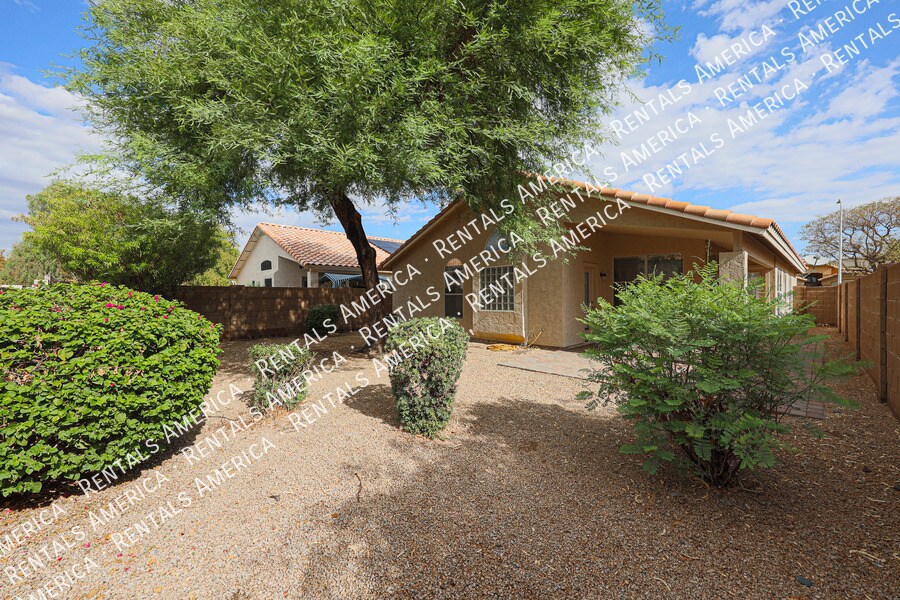 Building Photo - 3229 E Brookwood Ct