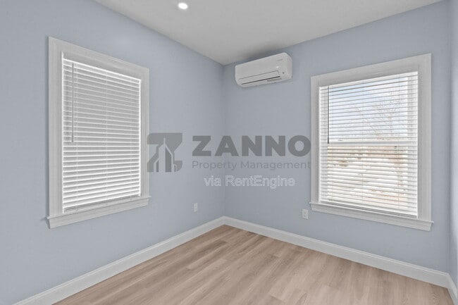 Building Photo - 24 Vernon Ave