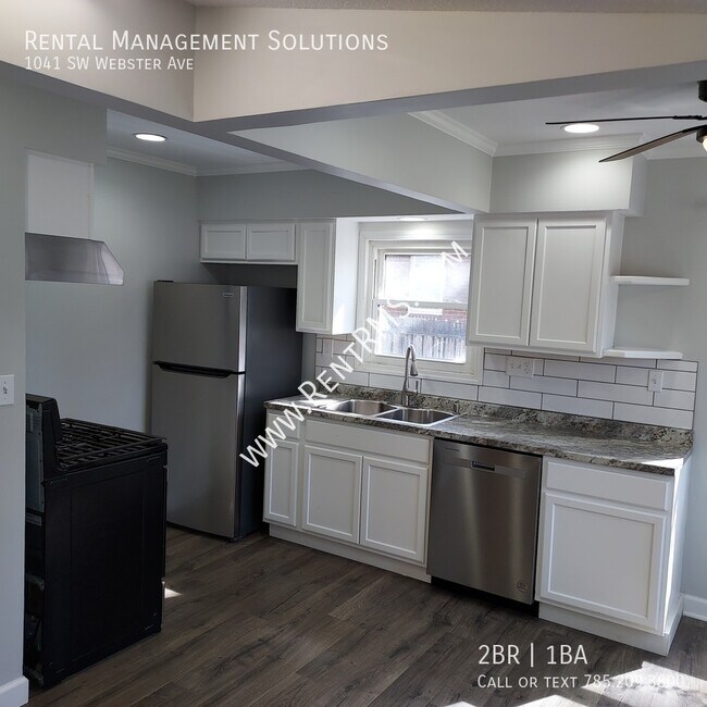 Building Photo - 1041 SW Webster Ave