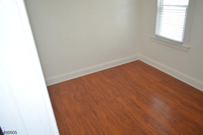 Building Photo - 14 Fremont St