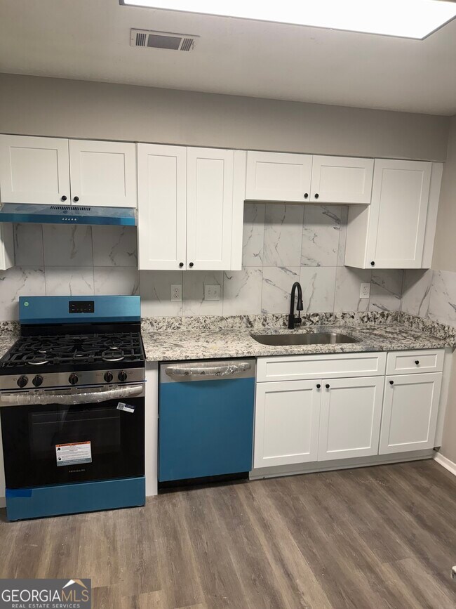 Building Photo - 1297 Old Countryside Cir