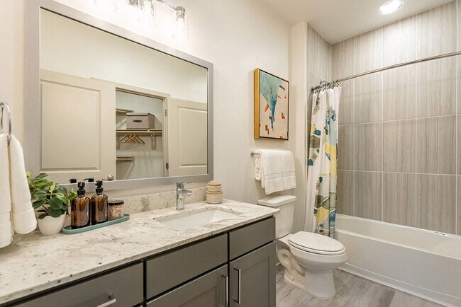 Building Photo - Now Leasing! $500 Off & 8 Weeks Rent-Free