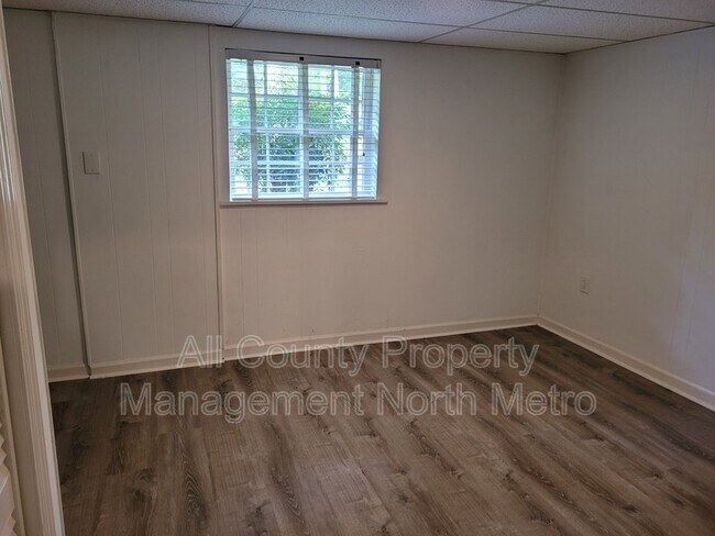 Building Photo - 777 Foxcroft Cir SE